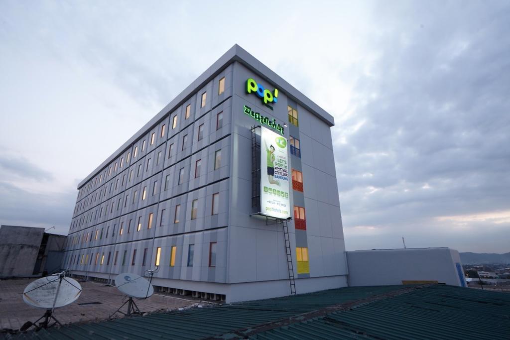 Pop! Hotel Festival Citylink Бандунг Экстерьер фото